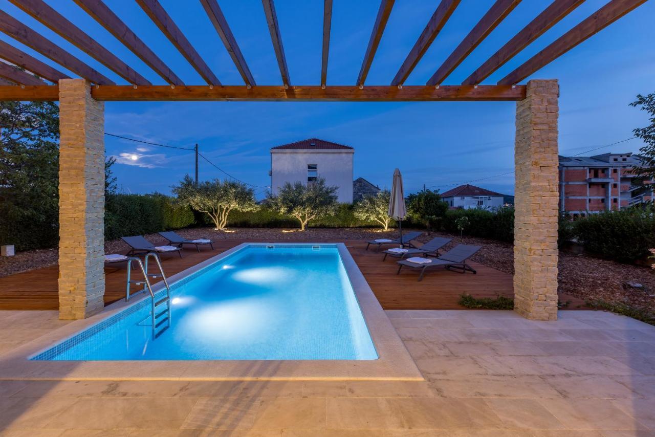 Villa Trogir Luaran gambar