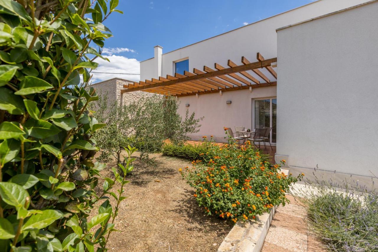 Villa Trogir Luaran gambar