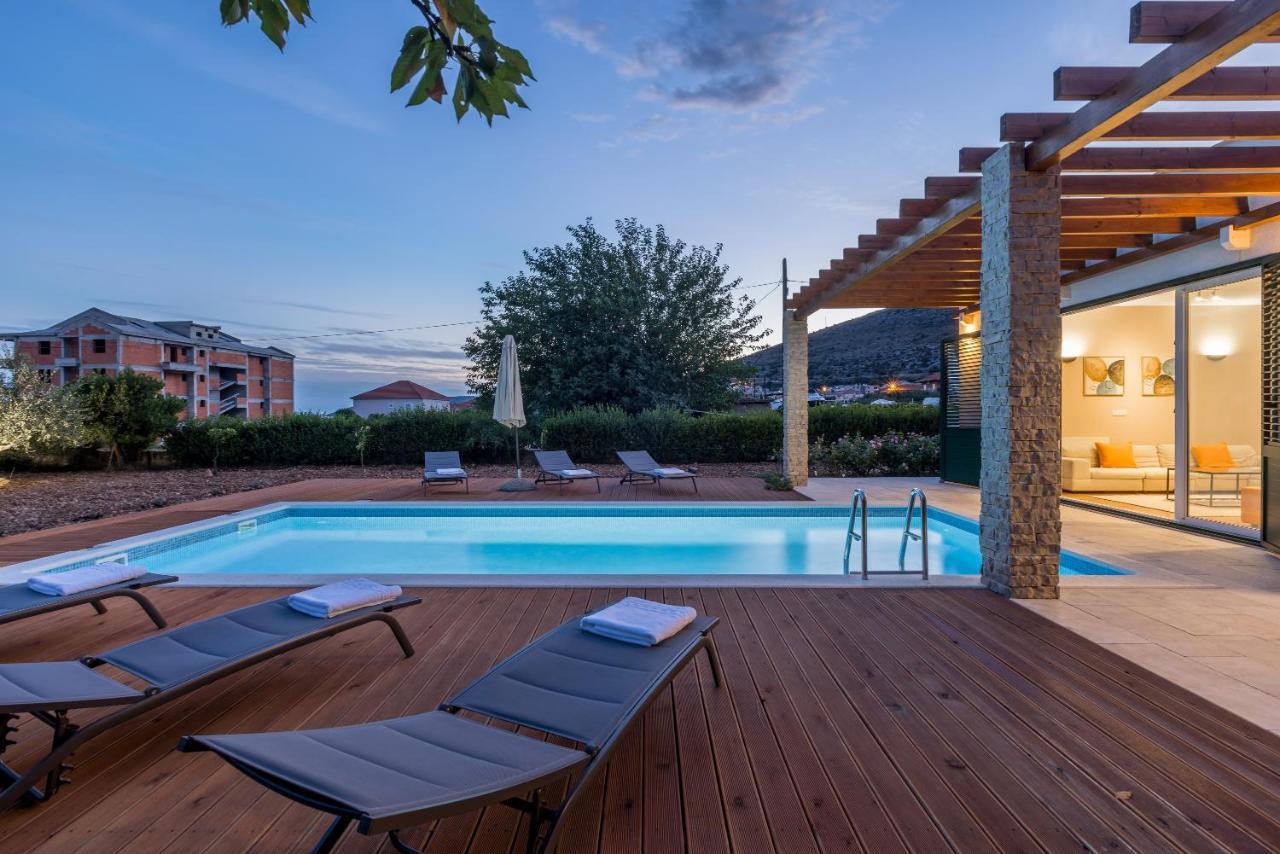 Villa Trogir Luaran gambar